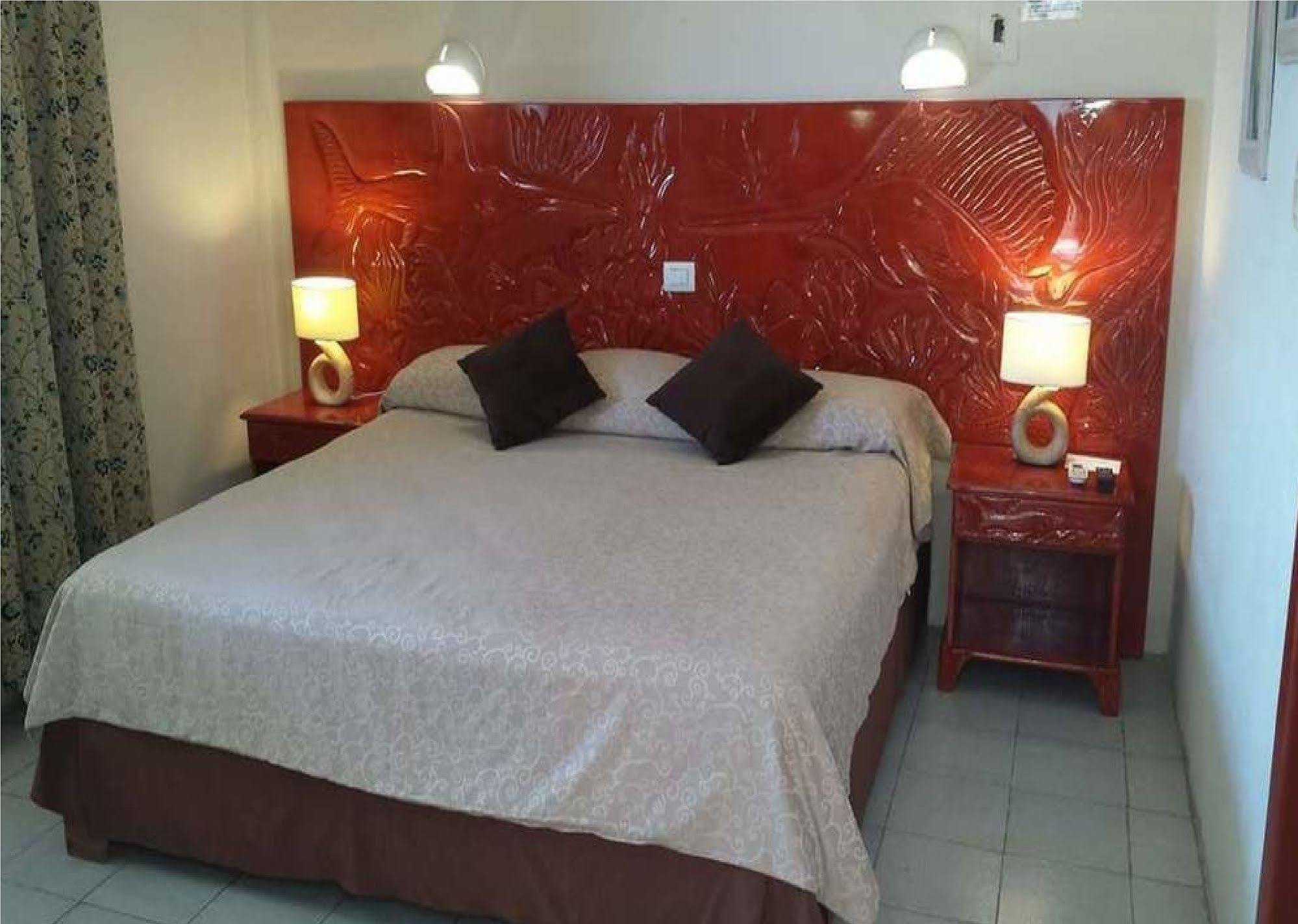 Hotel D Gomar อิสลามูเฮเรส ภายนอก รูปภาพ